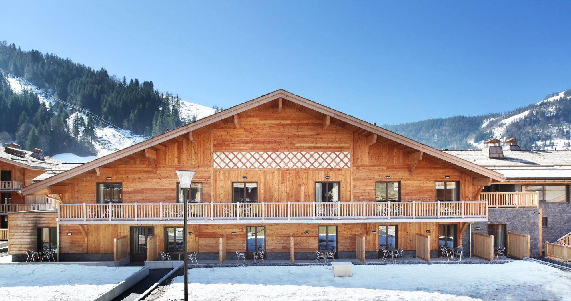 Hotel Prestige Odalys Le Chamois La Clusaz Exterior foto