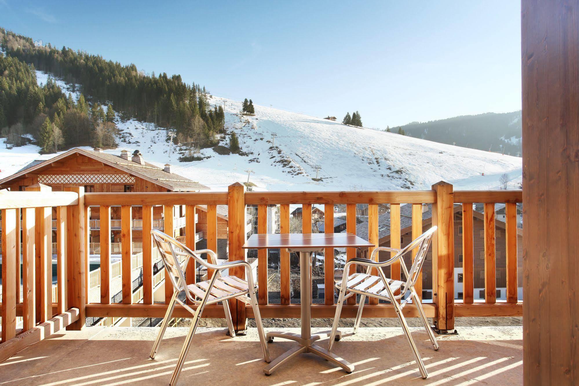 Hotel Prestige Odalys Le Chamois La Clusaz Exterior foto
